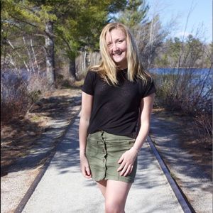 Meet your Posher, Abigail